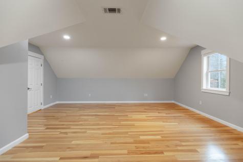 451 Cape Road Raymond ME 04071