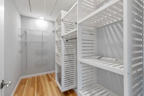 451 Cape Road Raymond ME 04071