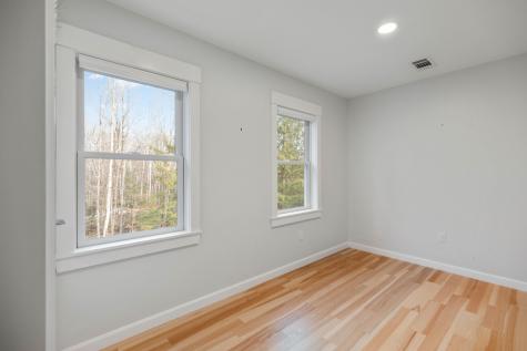 451 Cape Road Raymond ME 04071