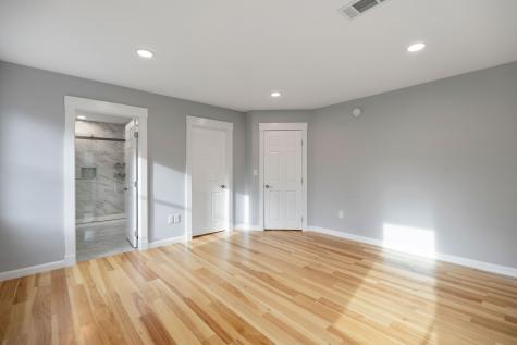 451 Cape Road Raymond ME 04071