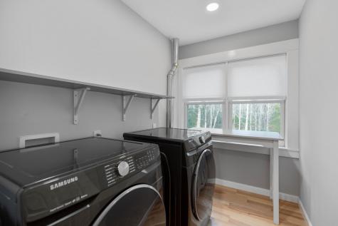 451 Cape Road Raymond ME 04071