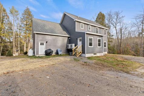 451 Cape Road Raymond ME 04071