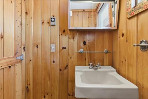 11 Top Hill Road Bridgton ME 04009