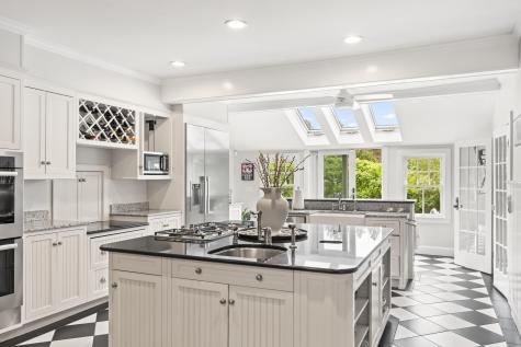 8 Roaring Rock Road York ME 03909