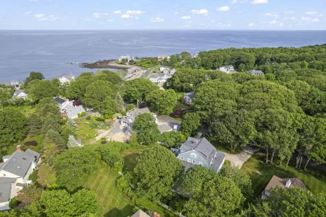 8 Roaring Rock Road York ME 03909