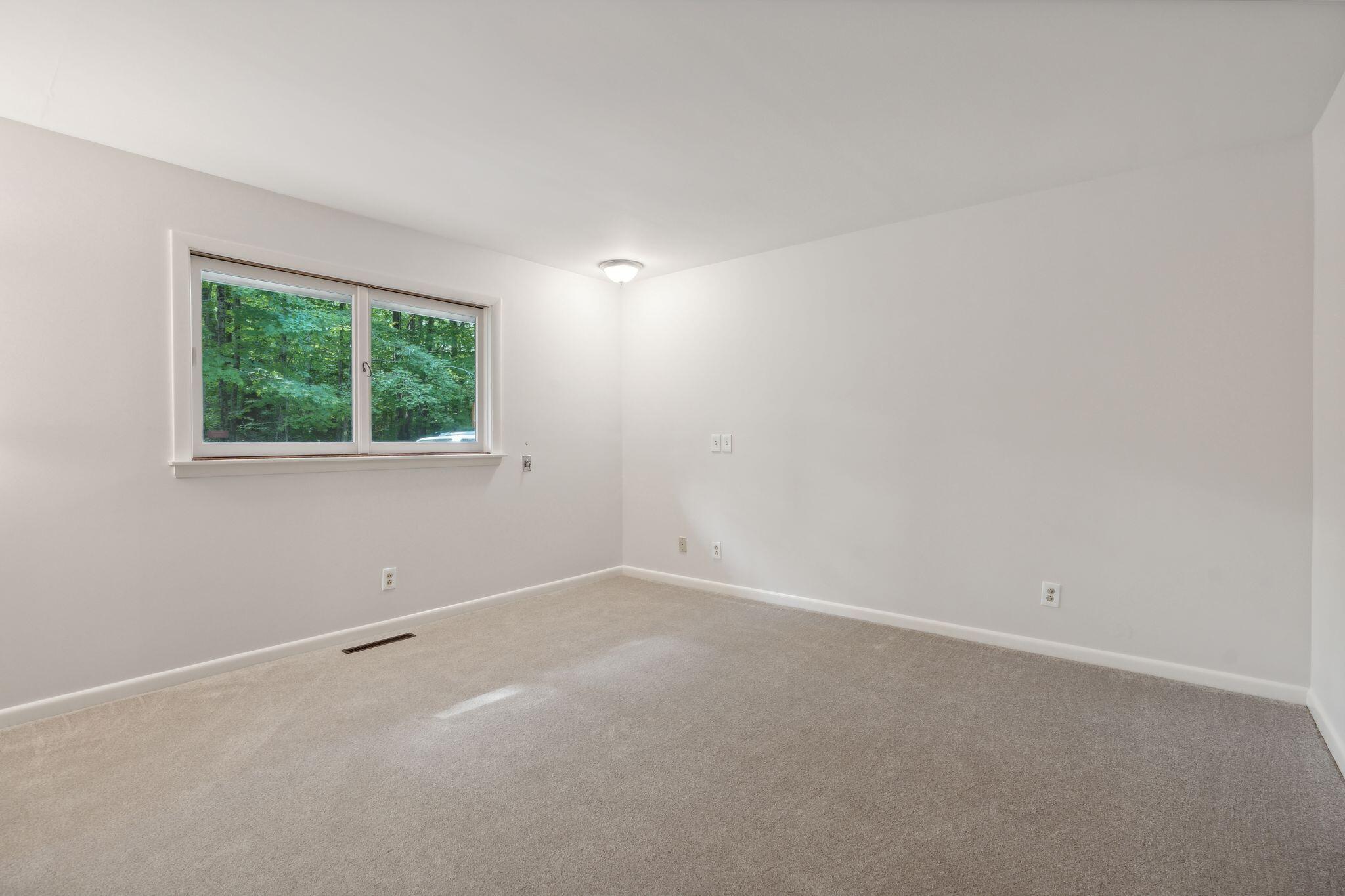 50 Maple Hill Lane Auburn ME 04210