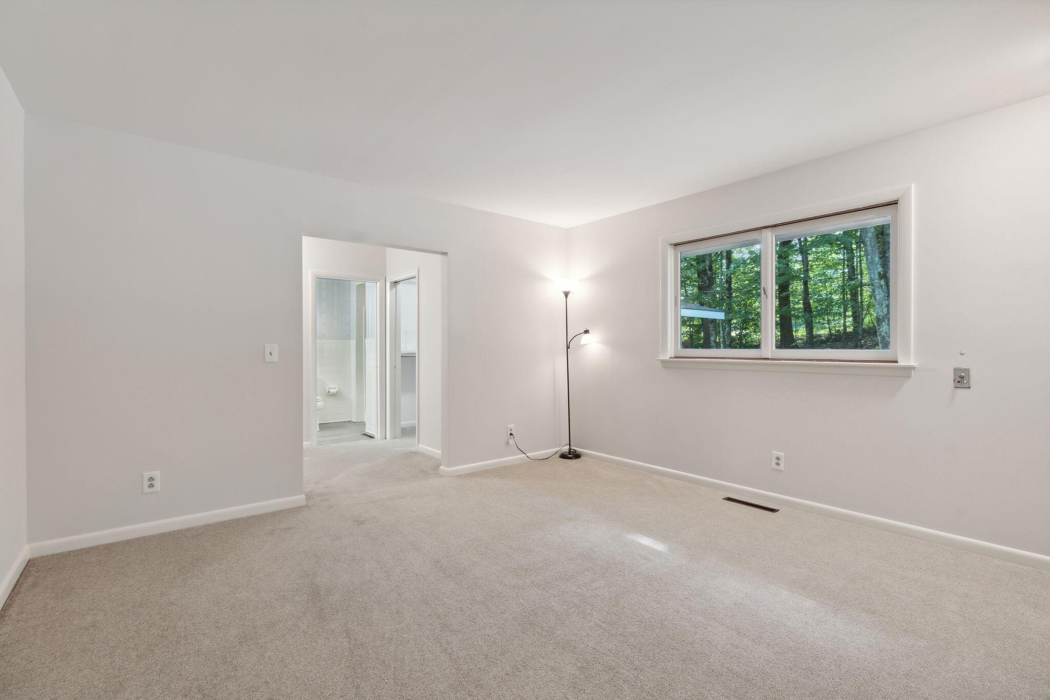 50 Maple Hill Lane Auburn ME 04210