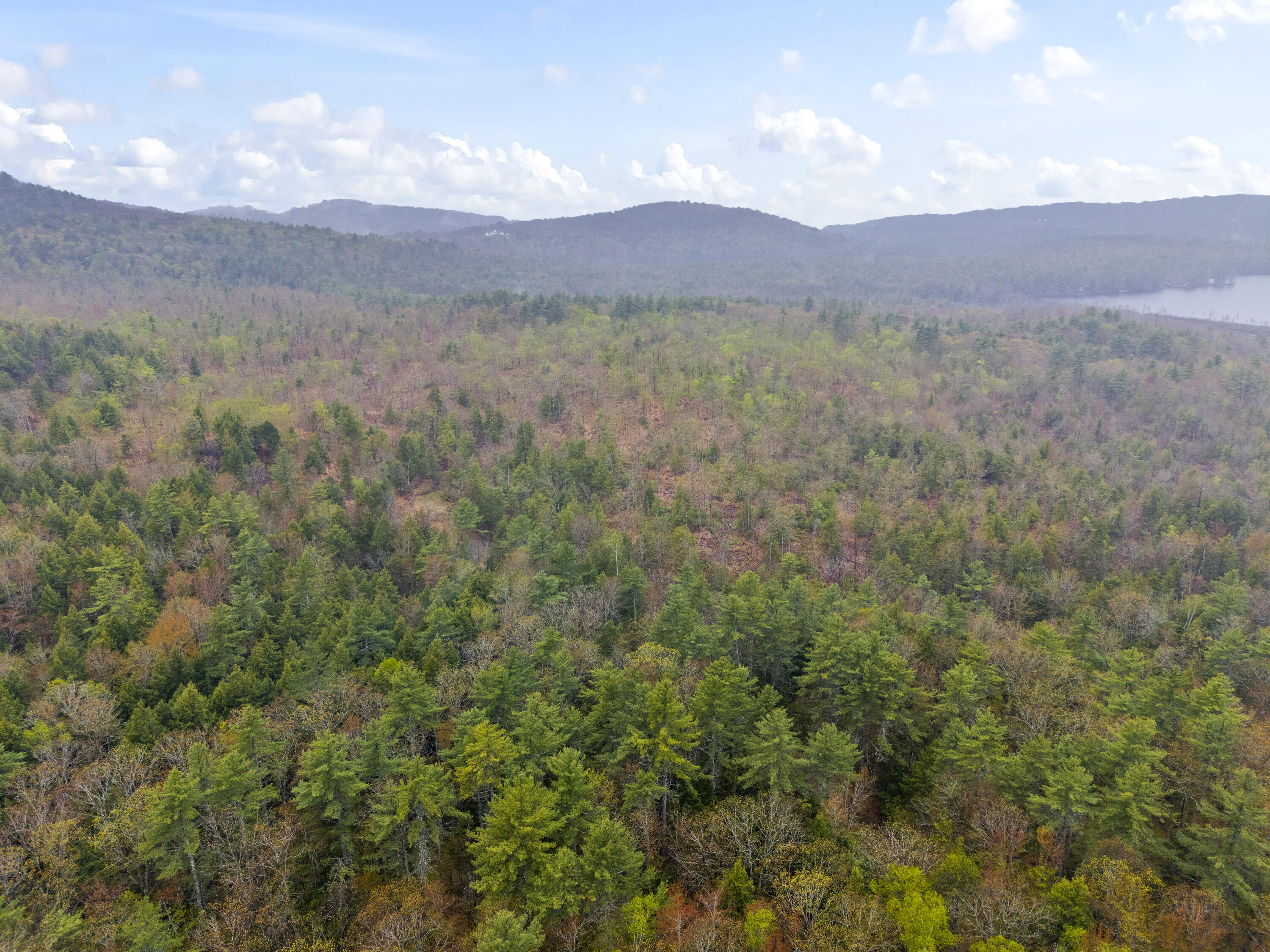 13 County Road Sebago ME 04029