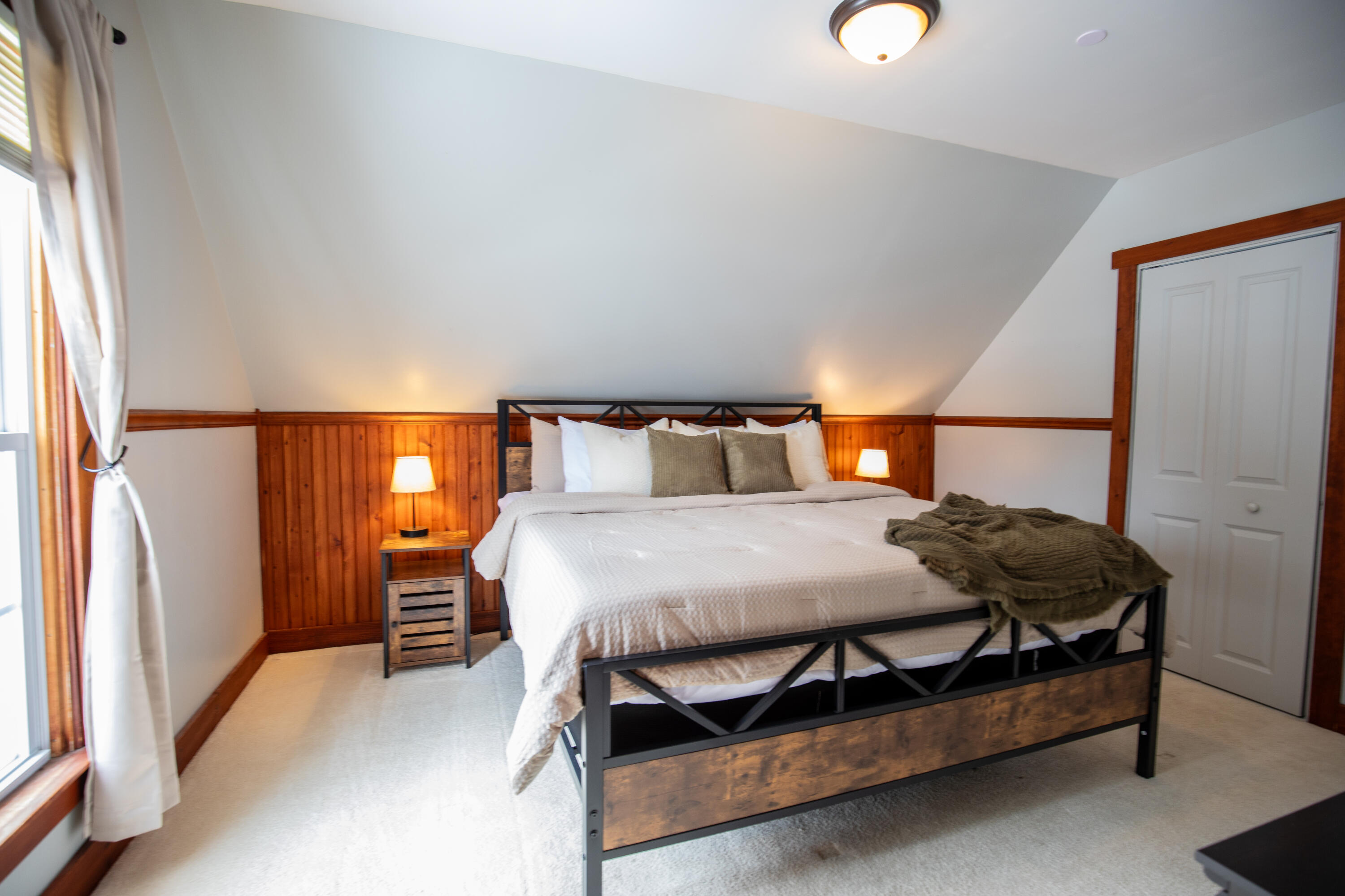 18 Washington Street Greenville ME 04441