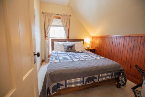 18 Washington Street Greenville ME 04441