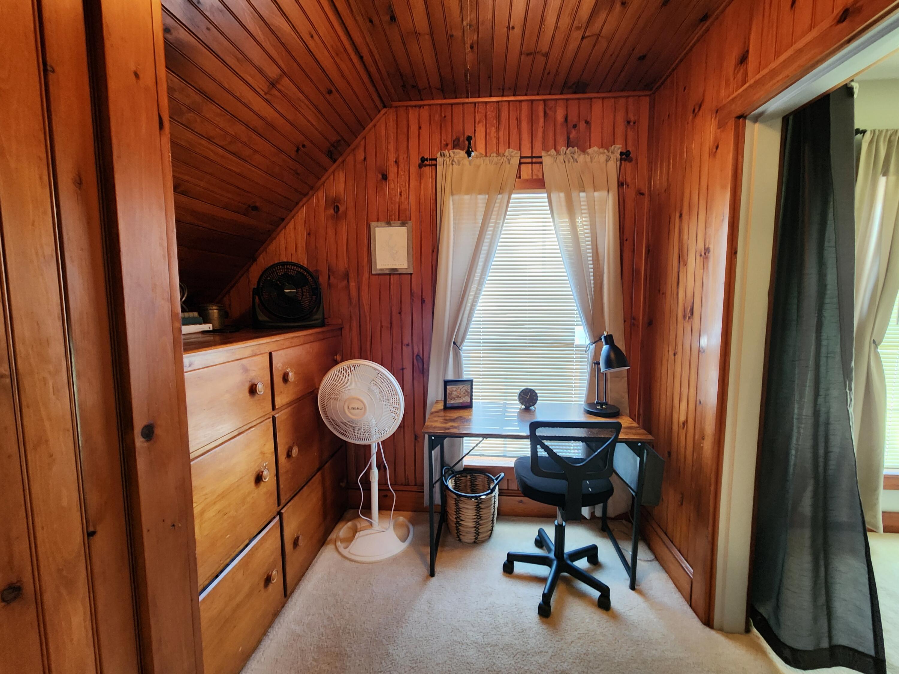 18 Washington Street Greenville ME 04441