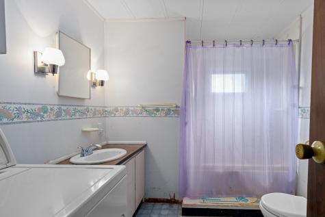 16 Imperial Drive Eliot ME 03903