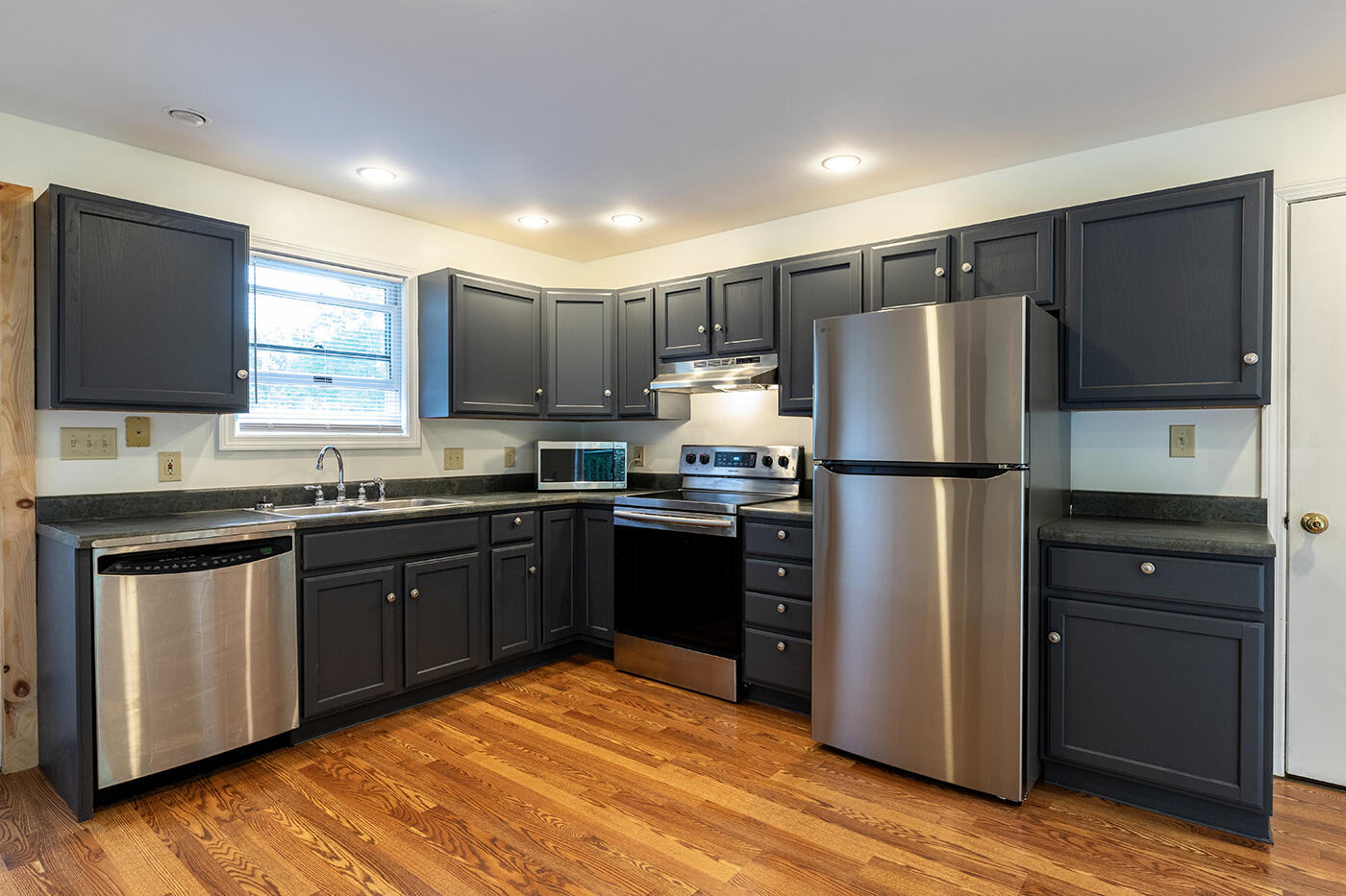 36 Sunrise Terrace Thomaston ME 04861