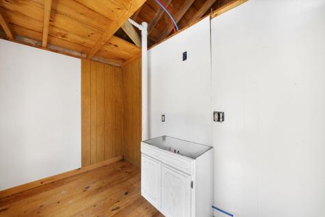 8-92-1 Derek Way Harpswell ME 04079