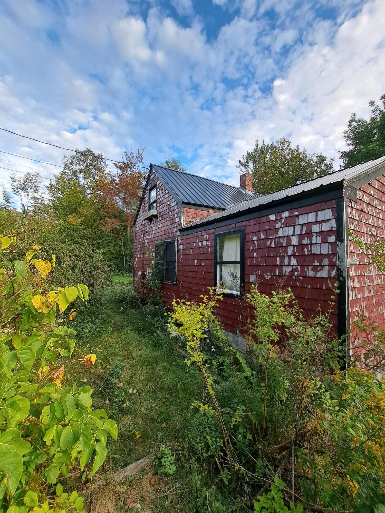 4 Bowen Road Searsport ME 04974