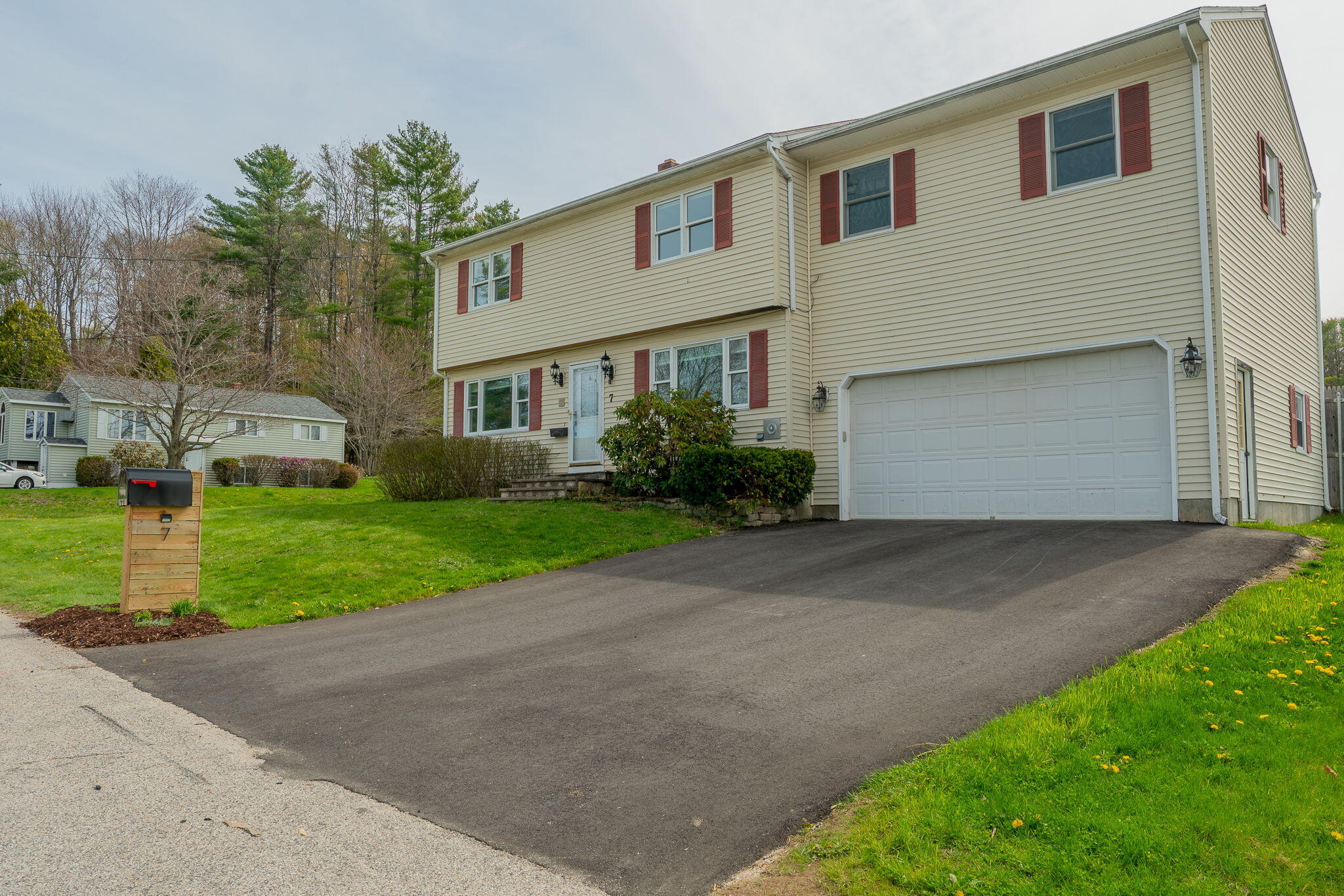 7 Sandy Street Lewiston ME 04240