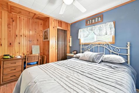 418 East Shore Road Peru ME 04290