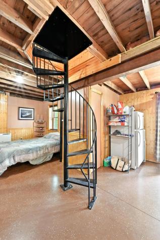 418 East Shore Road Peru ME 04290