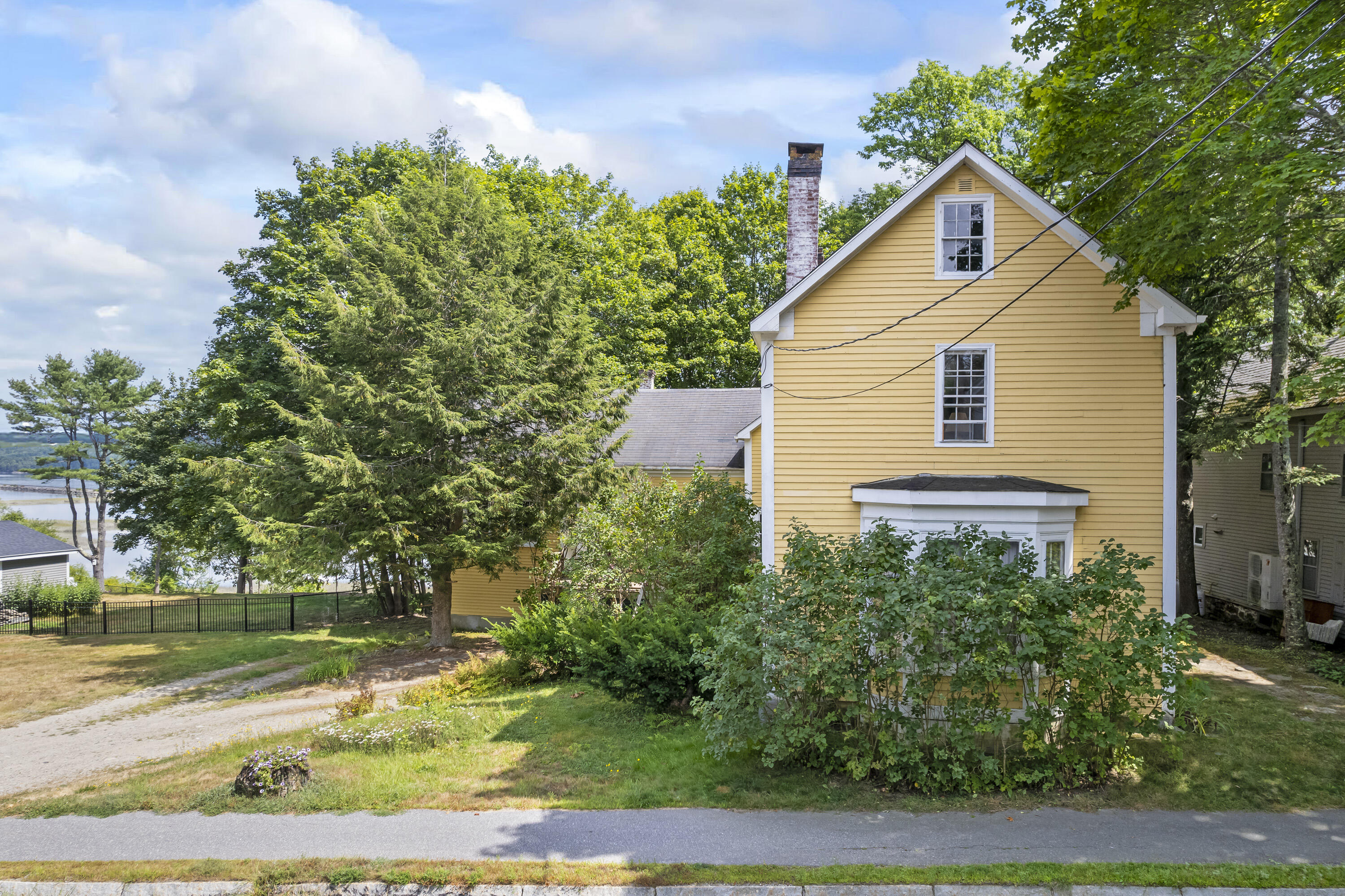 41 Federal Street Wiscasset ME 04578