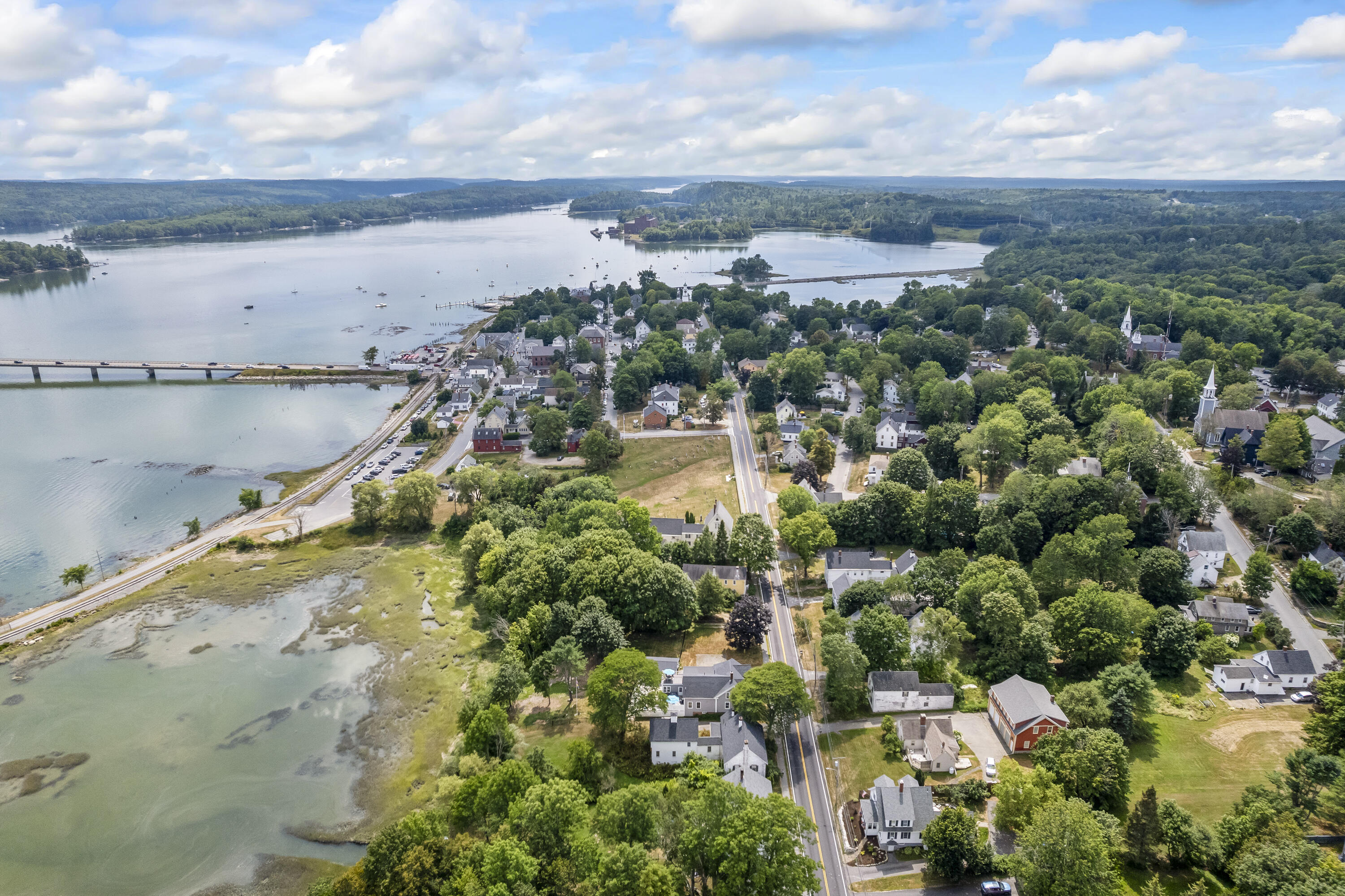 41 Federal Street Wiscasset ME 04578