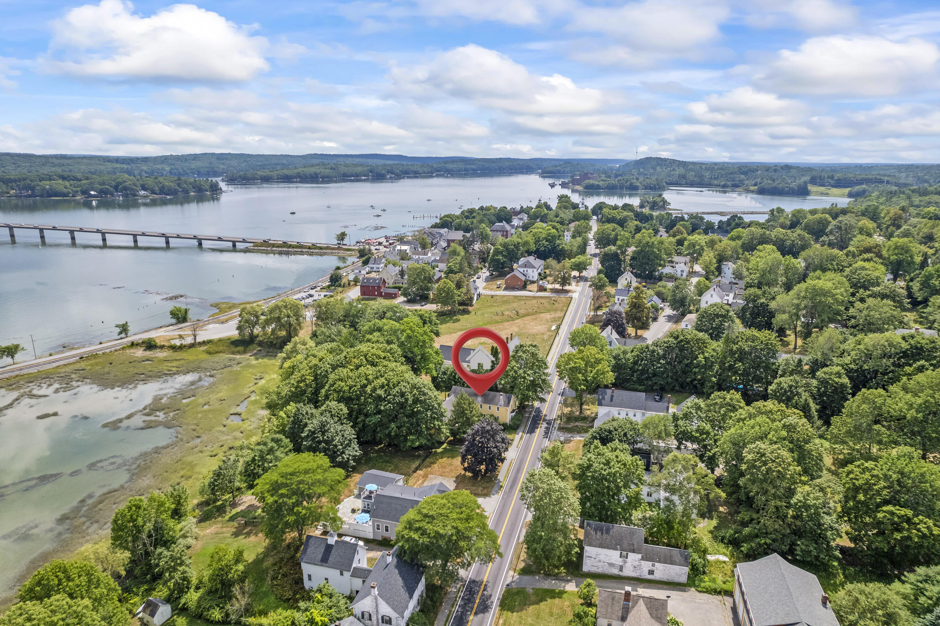 41 Federal Street Wiscasset ME 04578