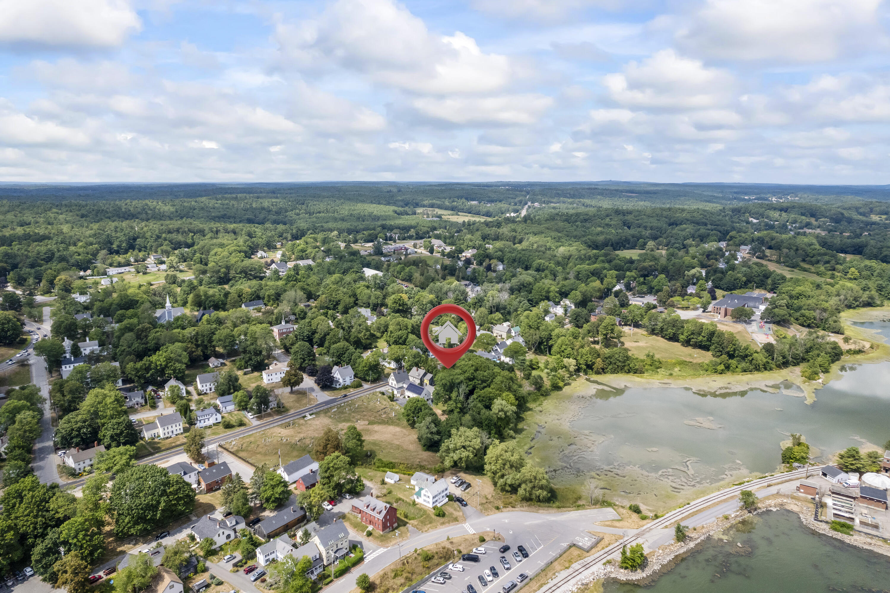 41 Federal Street Wiscasset ME 04578