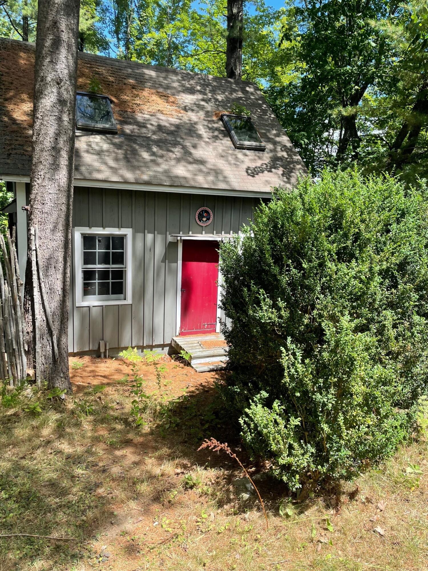 20 Sherwood Drive Falmouth ME 04105