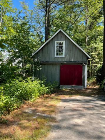 20 Sherwood Drive Falmouth ME 04105