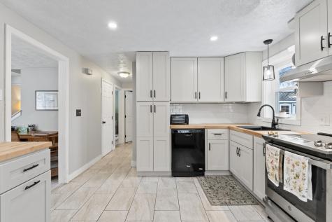 17 Winter Street Biddeford ME 04005