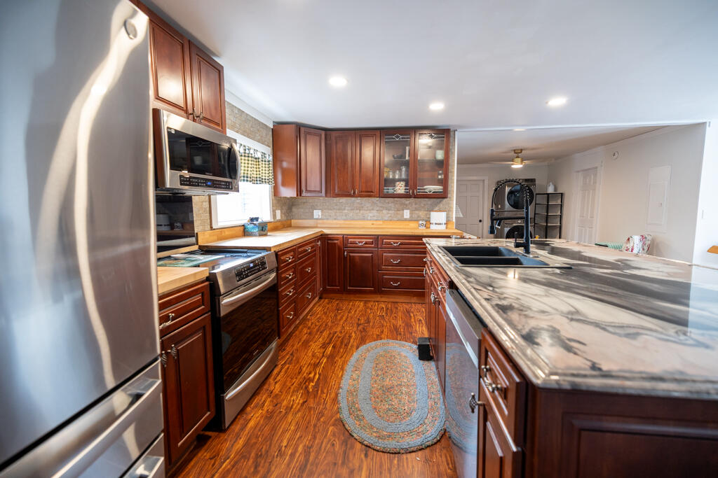 3190 Middle Road Sidney ME 04330