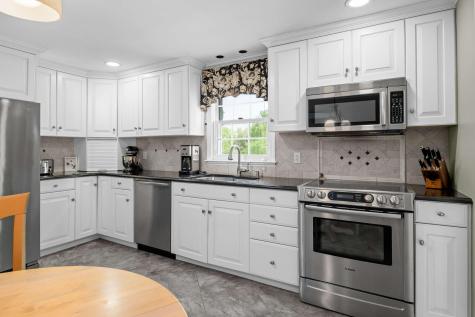 15 Creation Lane York ME 03909