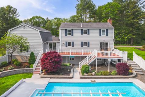 15 Creation Lane York ME 03909