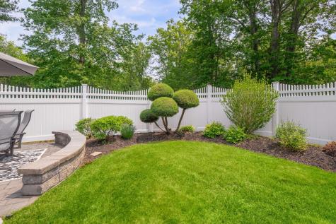 15 Creation Lane York ME 03909