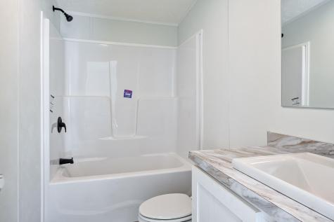 28 Montcalm Street Fairfield ME 04937