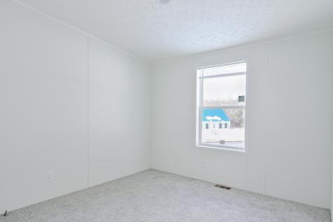 28 Montcalm Street Fairfield ME 04937