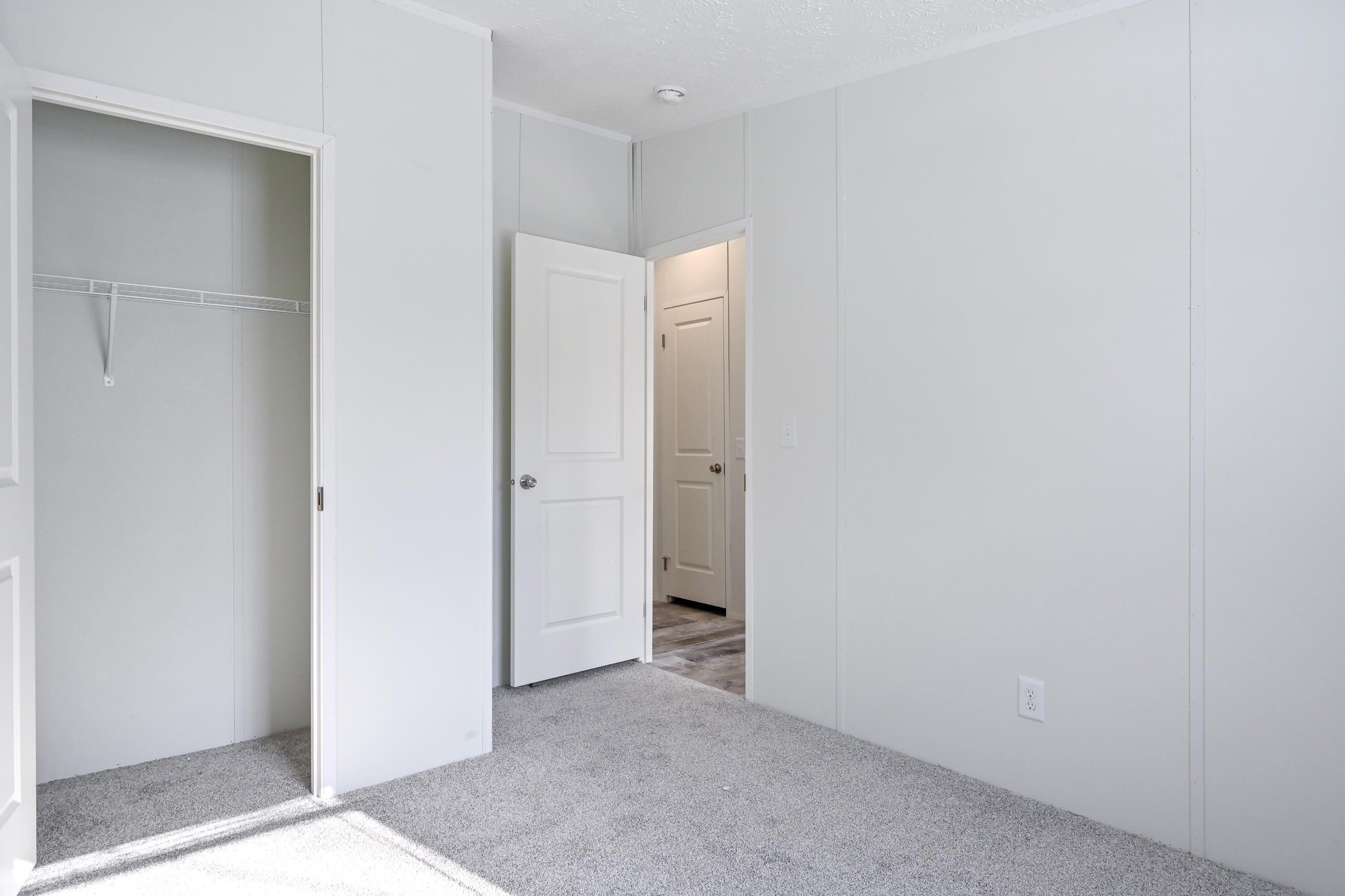 28 Montcalm Street Fairfield ME 04937