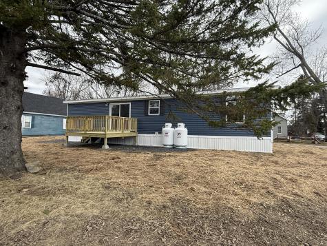 28 Montcalm Street Fairfield ME 04937