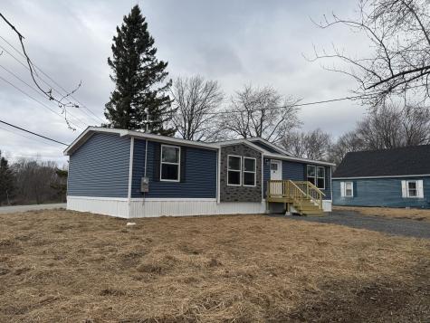 28 Montcalm Street Fairfield ME 04937