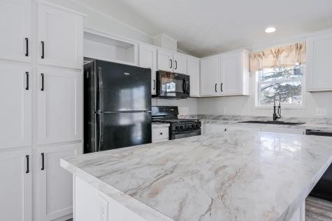 28 Montcalm Street Fairfield ME 04937