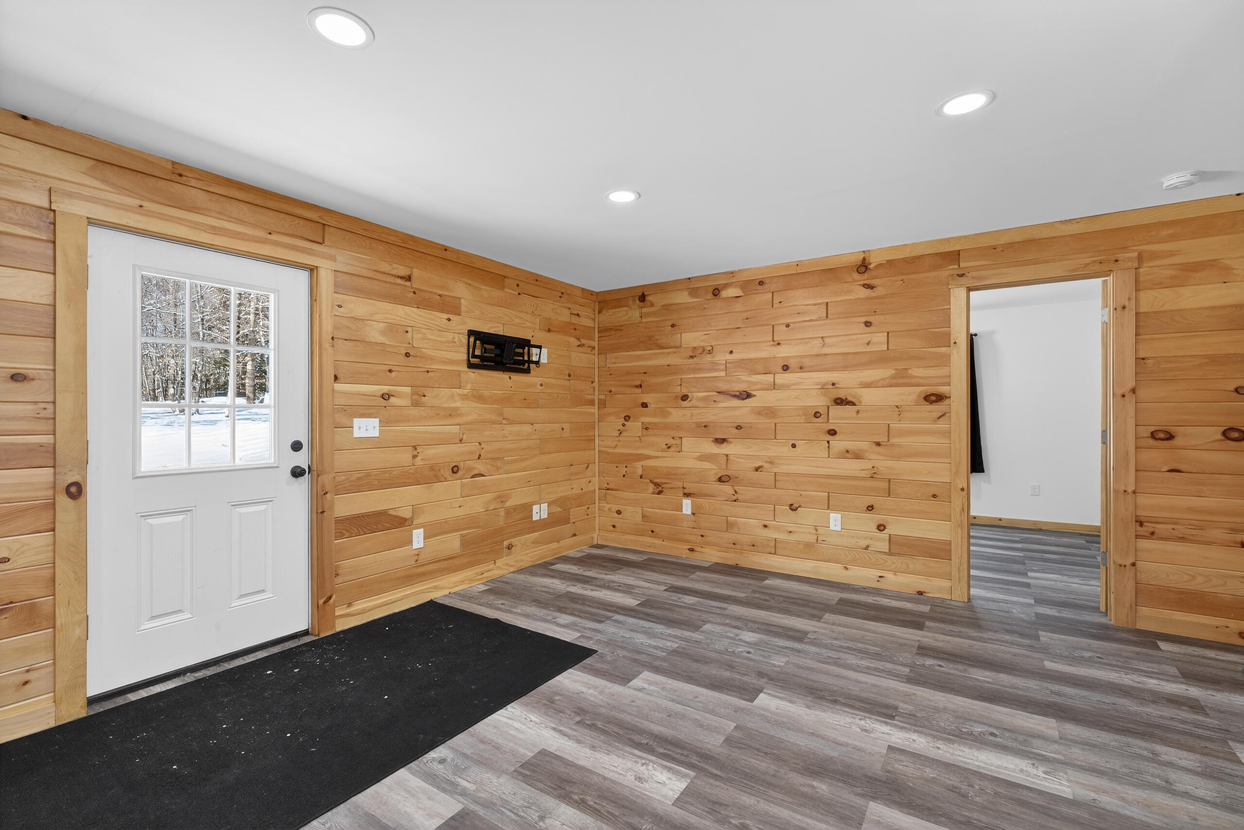 933 Bean Road Mount Vernon ME 04352