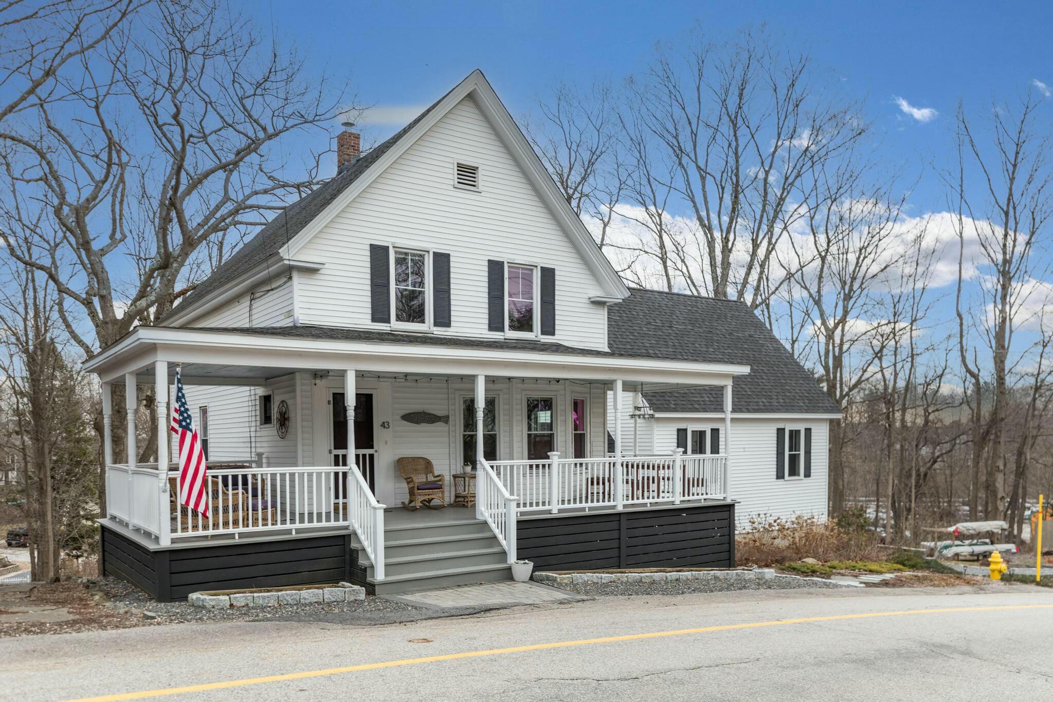 43 Love Lane Kittery ME 03904