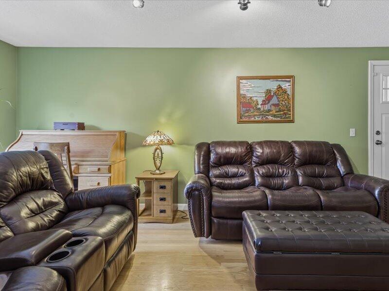 21 Mapleleaf Lane Hermon ME 04401