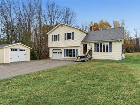 21 Mapleleaf Lane Hermon ME 04401