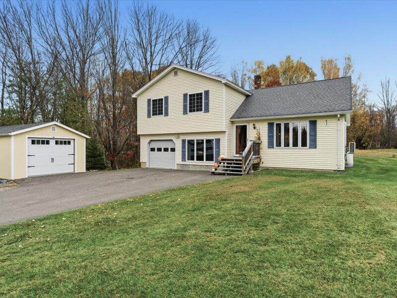 21 Mapleleaf Lane Hermon ME 04401