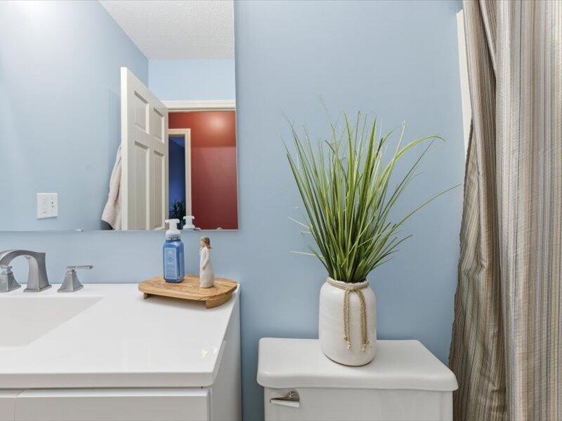 21 Mapleleaf Lane Hermon ME 04401