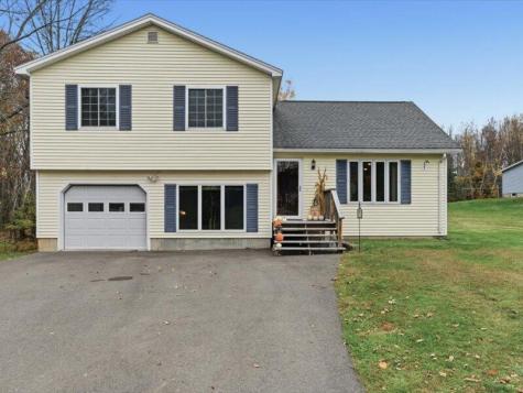 21 Mapleleaf Lane Hermon ME 04401