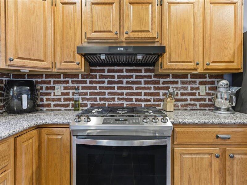 21 Mapleleaf Lane Hermon ME 04401