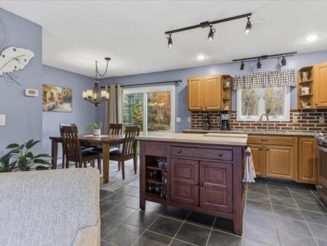 21 Mapleleaf Lane Hermon ME 04401