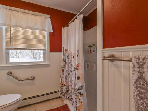 5 Mcdonald Avenue Ellsworth ME 04605