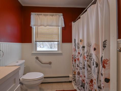 5 Mcdonald Avenue Ellsworth ME 04605